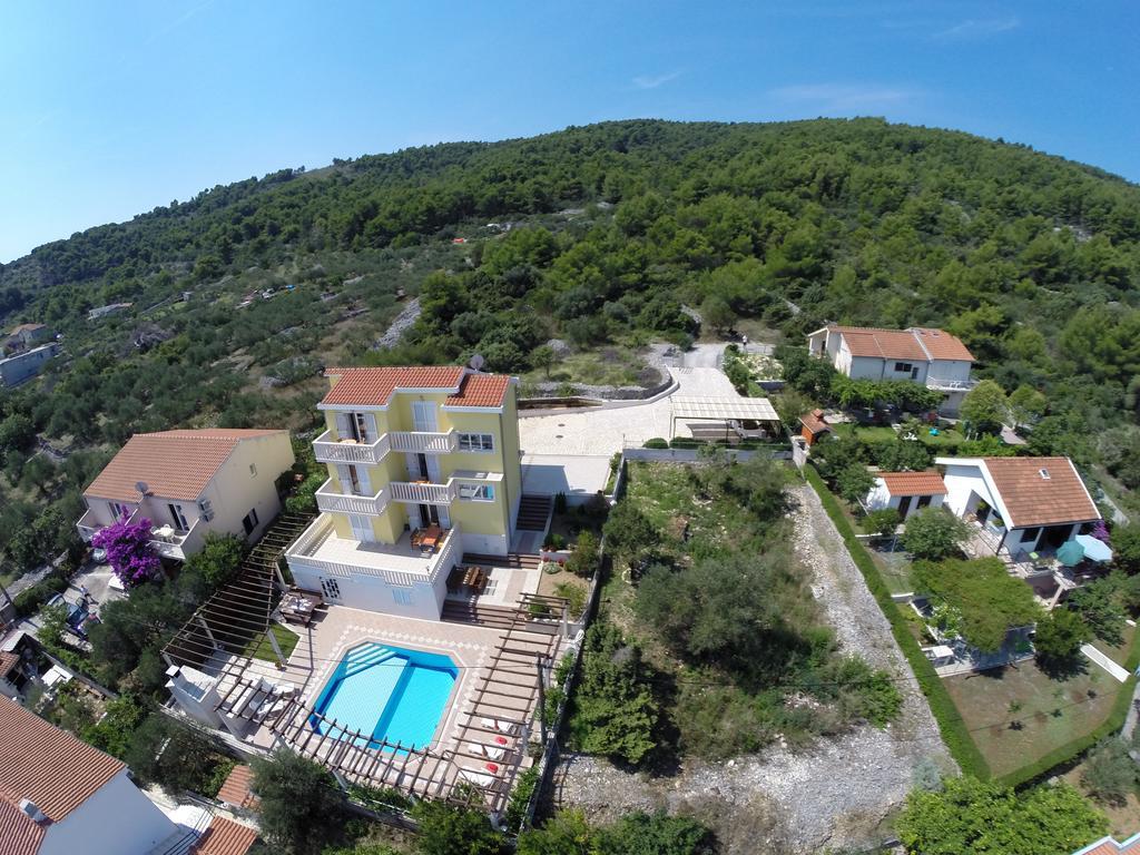 Apartments Romana Slatine Habitación foto