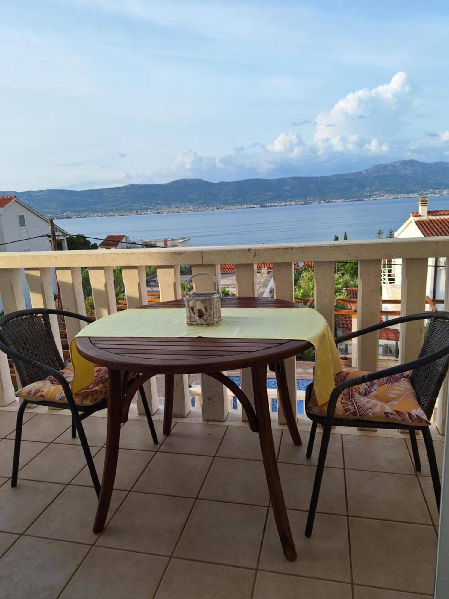 Apartments Romana Slatine Exterior foto