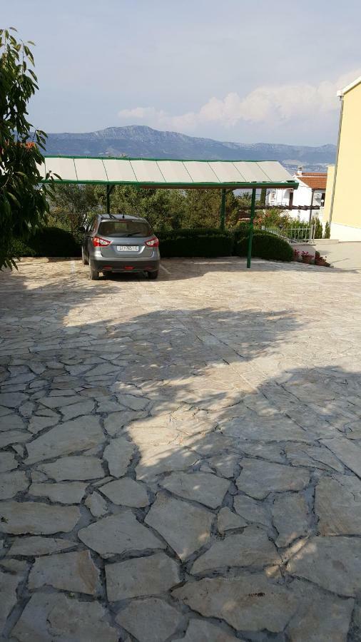 Apartments Romana Slatine Exterior foto